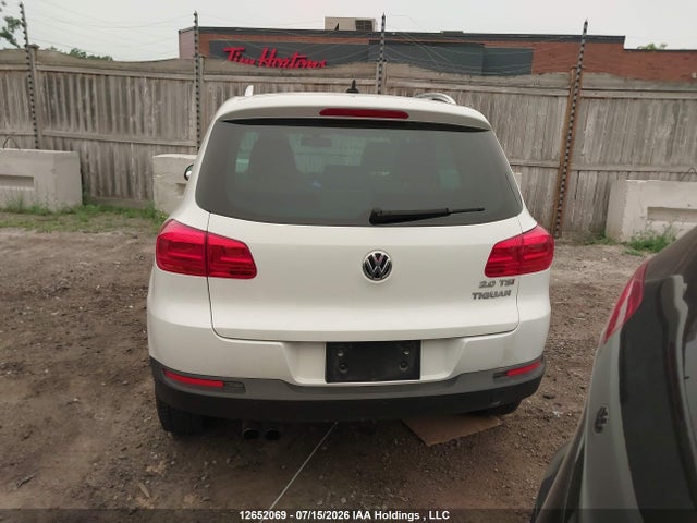 Продаж на аукціоні авто 2016 Volkswagen Tiguan Comfort/high/r-line/sp Ed, vin: WVGJV7AX5GW012500, номер лоту: 12652069