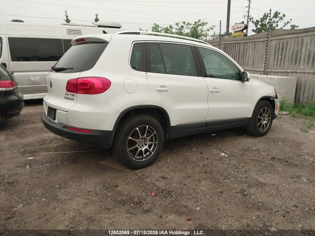 Продаж на аукціоні авто 2016 Volkswagen Tiguan Comfort/high/r-line/sp Ed, vin: WVGJV7AX5GW012500, номер лоту: 12652069
