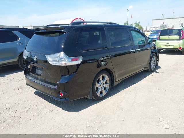 Продажа на аукционе авто 2013 Toyota Sienna Sport, vin: 5TDXK3DC1DS318131, номер лота: 12652106