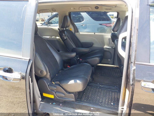Продажа на аукционе авто 2013 Toyota Sienna Sport, vin: 5TDXK3DC1DS318131, номер лота: 12652106