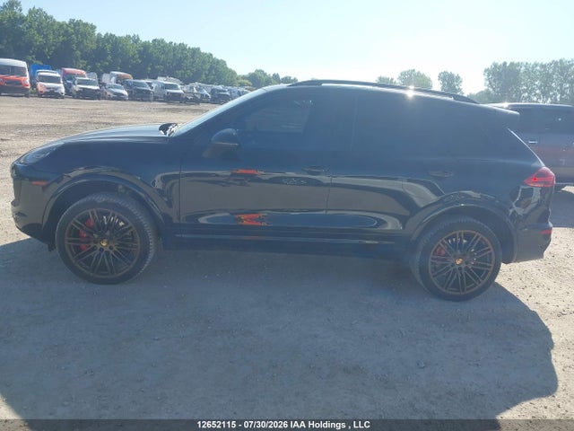 Porsche Cayenne 2015 WP1AC2A22FLA82066 Image 14