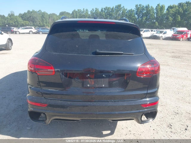 Porsche Cayenne 2015 WP1AC2A22FLA82066 Image 16