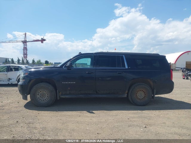 12652118 :رقم المزاد ، 1GNSKJKC9FR181157 vin ، 2015 Chevrolet Suburban K1500 Lt مزاد بيع