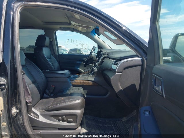 12652118 :رقم المزاد ، 1GNSKJKC9FR181157 vin ، 2015 Chevrolet Suburban K1500 Lt مزاد بيع