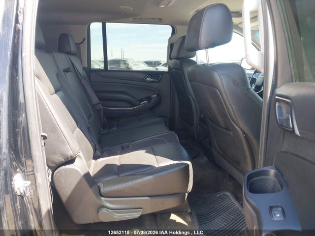 12652118 :رقم المزاد ، 1GNSKJKC9FR181157 vin ، 2015 Chevrolet Suburban K1500 Lt مزاد بيع