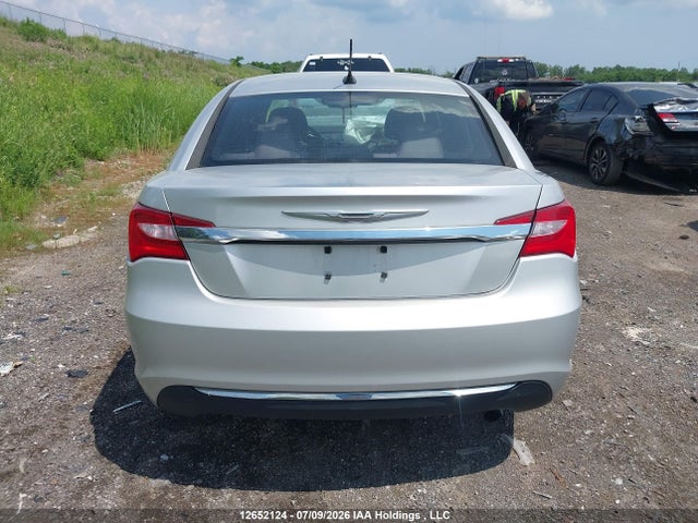 Продаж на аукціоні авто 2012 Chrysler 200, vin: 1C3CCBAB4CN296846, номер лоту: 12652124