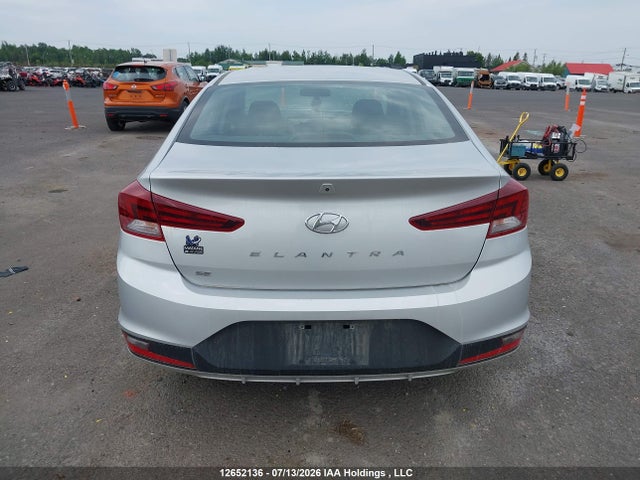 Hyundai Elantra Essential 2019 KMHD74LF2KU883661 Image 14