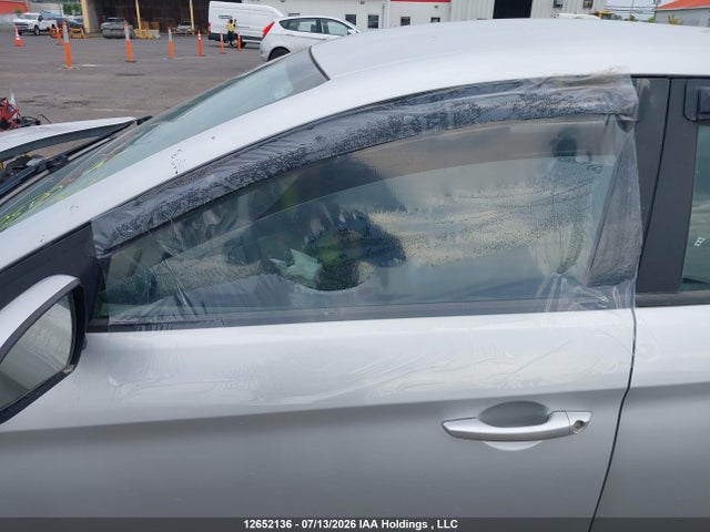 Hyundai Elantra Essential 2019 KMHD74LF2KU883661 Image 19