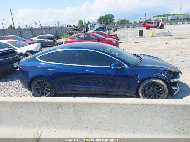 2018 Tesla Model 3 Long Range/performance მანქანა იყიდება აუქციონზე, vin: 5YJ3E1EB6JF107099, აუქციონის ნომერი: 12652139