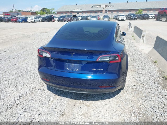 2018 Tesla Model 3 Long Range/performance მანქანა იყიდება აუქციონზე, vin: 5YJ3E1EB6JF107099, აუქციონის ნომერი: 12652139