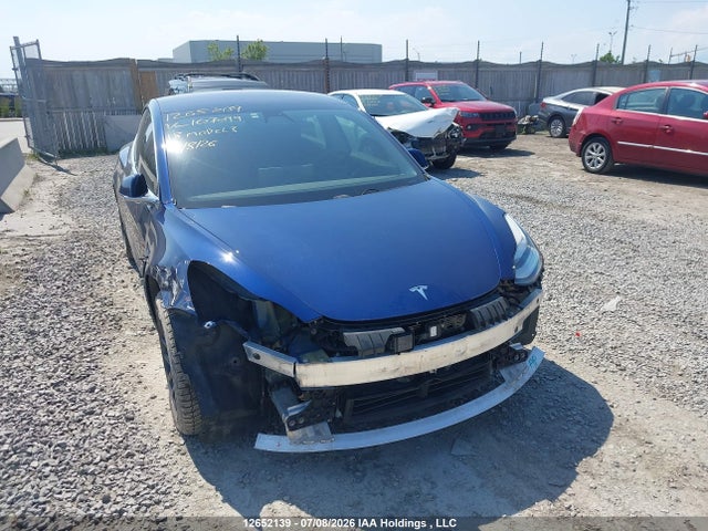 2018 Tesla Model 3 Long Range/performance მანქანა იყიდება აუქციონზე, vin: 5YJ3E1EB6JF107099, აუქციონის ნომერი: 12652139