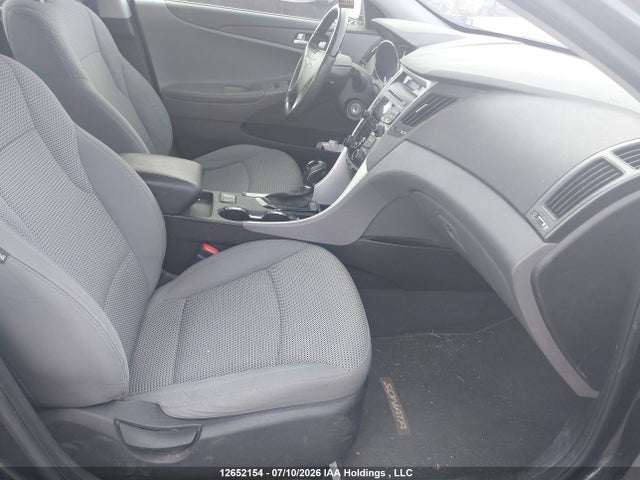 12652154 :رقم المزاد ، 5NPEB4AC1CH421801 vin ، 2012 Hyundai Sonata Gls مزاد بيع