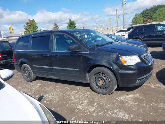 2015 Chrysler Town & Country მანქანა იყიდება აუქციონზე, vin: 2C4RC1CG6FR716350, აუქციონის ნომერი: 12652163