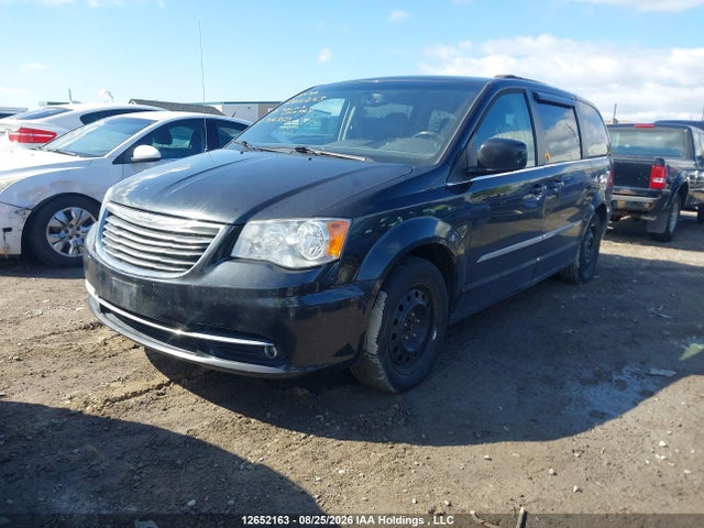 2015 Chrysler Town & Country მანქანა იყიდება აუქციონზე, vin: 2C4RC1CG6FR716350, აუქციონის ნომერი: 12652163