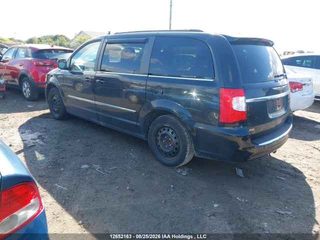 2015 Chrysler Town & Country მანქანა იყიდება აუქციონზე, vin: 2C4RC1CG6FR716350, აუქციონის ნომერი: 12652163