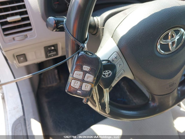 2013 Toyota Corolla Ce მანქანა იყიდება აუქციონზე, vin: 2T1BU4EE2DC945861, აუქციონის ნომერი: 12627766