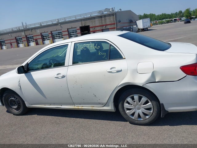 2013 Toyota Corolla Ce მანქანა იყიდება აუქციონზე, vin: 2T1BU4EE2DC945861, აუქციონის ნომერი: 12627766