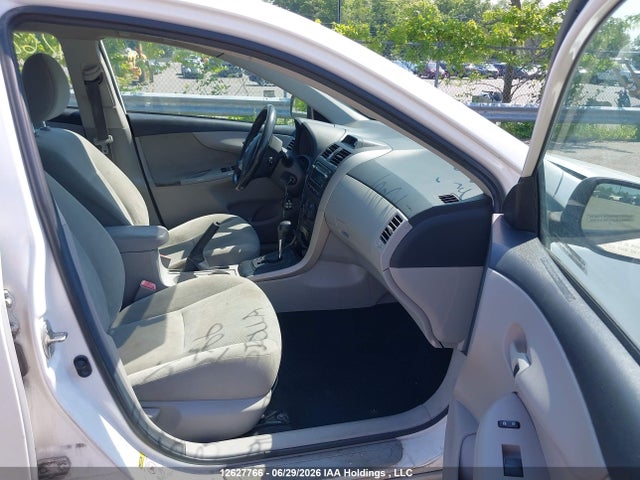 2013 Toyota Corolla Ce მანქანა იყიდება აუქციონზე, vin: 2T1BU4EE2DC945861, აუქციონის ნომერი: 12627766