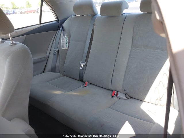2013 Toyota Corolla Ce მანქანა იყიდება აუქციონზე, vin: 2T1BU4EE2DC945861, აუქციონის ნომერი: 12627766