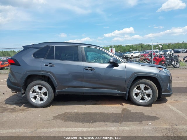 2021 Toyota Rav4 Xle/xle Premium მანქანა იყიდება აუქციონზე, vin: 2T3R1RFVXMC191876, აუქციონის ნომერი: 12652210