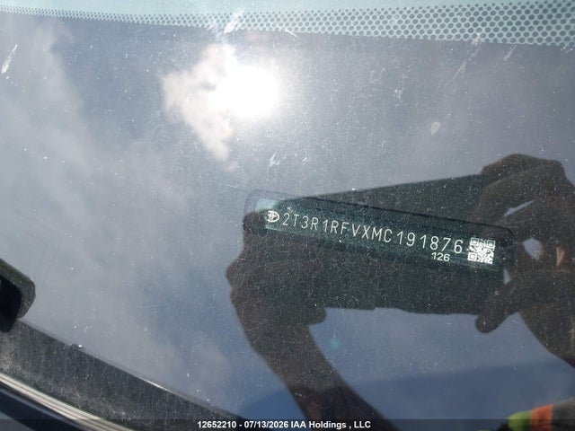 2021 Toyota Rav4 Xle/xle Premium მანქანა იყიდება აუქციონზე, vin: 2T3R1RFVXMC191876, აუქციონის ნომერი: 12652210