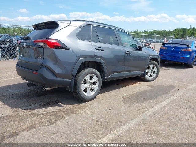 2021 Toyota Rav4 Xle/xle Premium მანქანა იყიდება აუქციონზე, vin: 2T3R1RFVXMC191876, აუქციონის ნომერი: 12652210