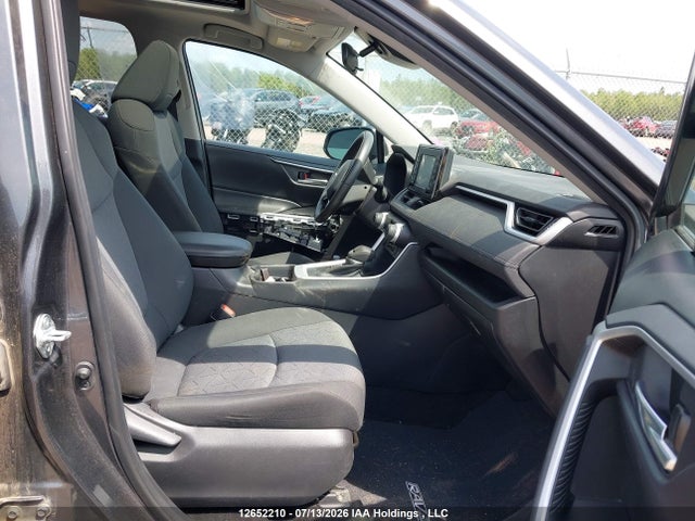 2021 Toyota Rav4 Xle/xle Premium მანქანა იყიდება აუქციონზე, vin: 2T3R1RFVXMC191876, აუქციონის ნომერი: 12652210