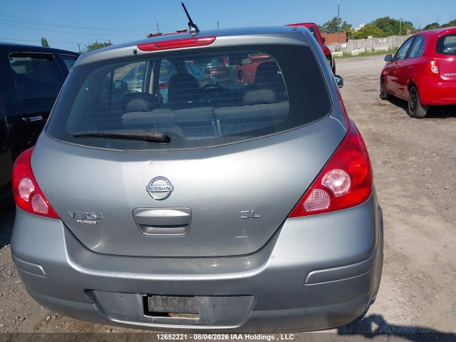 12652221 :رقم المزاد ، 3N1BC13EX8L404180 vin ، 2008 Nissan Versa 1.8 Sl مزاد بيع