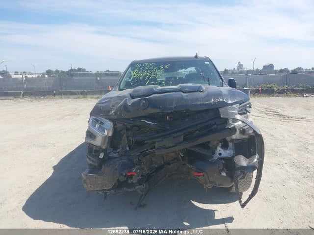 12652238 :رقم المزاد ، 3GCUKFED8SG250062 vin ، 2025 Chevrolet Silverado 1500 مزاد بيع