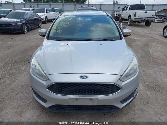 12652241 :رقم المزاد ، 1FADP3F2XGL200275 vin ، 2016 Ford Focus Se مزاد بيع