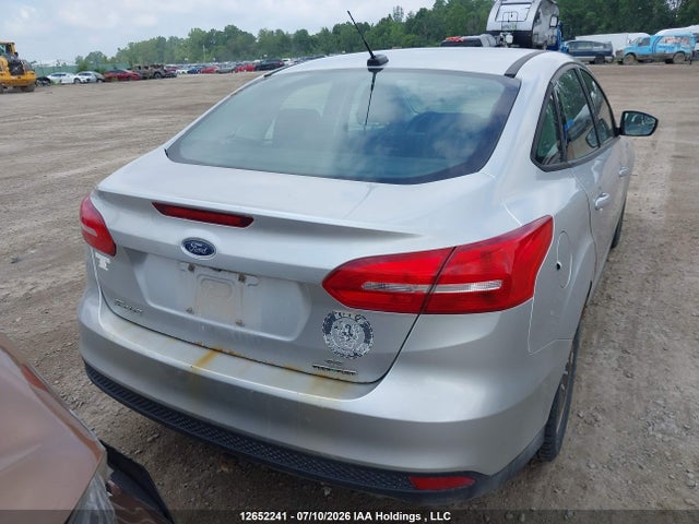 12652241 :رقم المزاد ، 1FADP3F2XGL200275 vin ، 2016 Ford Focus Se مزاد بيع