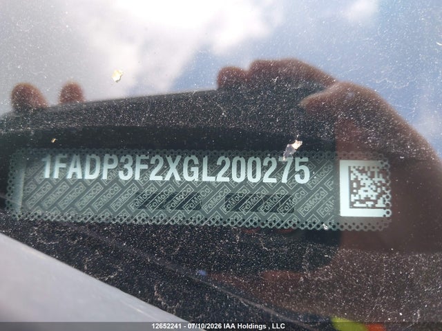12652241 :رقم المزاد ، 1FADP3F2XGL200275 vin ، 2016 Ford Focus Se مزاد بيع