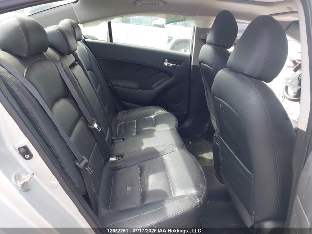 12652251 :رقم المزاد ، 3KPFN4A80HE093211 vin ، 2017 Kia Forte Ex/sx مزاد بيع
