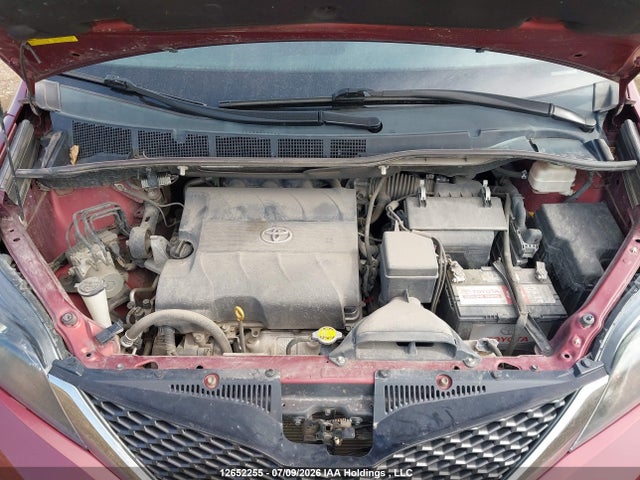 Продаж на аукціоні авто 2013 Toyota Sienna Se 8 Passenger, vin: 5TDXK3DC5DS377179, номер лоту: 12652255