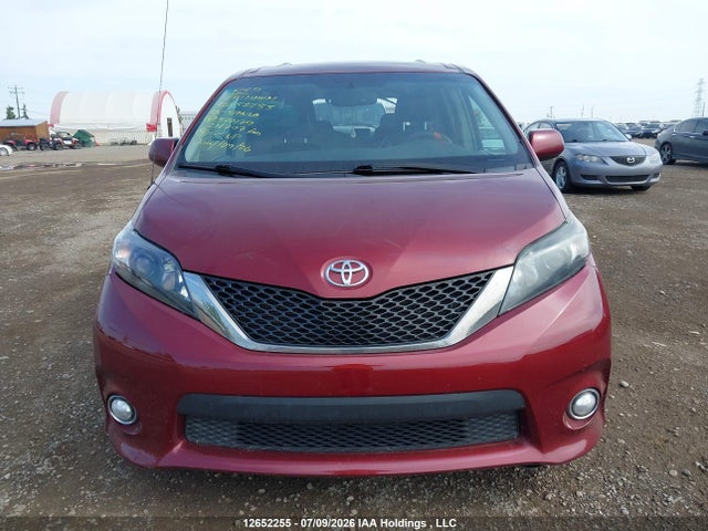 Продаж на аукціоні авто 2013 Toyota Sienna Se 8 Passenger, vin: 5TDXK3DC5DS377179, номер лоту: 12652255