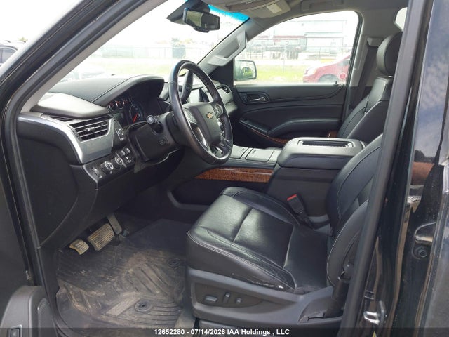 12652280 :رقم المزاد ، 1GNSKCKJ5JR290069 vin ، 2018 Chevrolet Tahoe K1500 Premier مزاد بيع