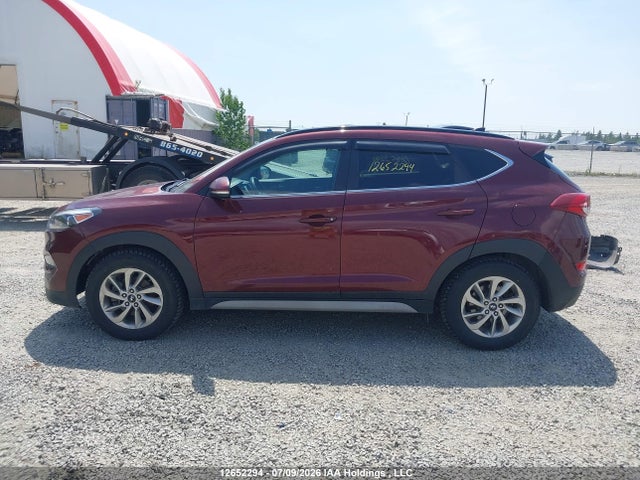 2017 Hyundai Tucson Luxury მანქანა იყიდება აუქციონზე, vin: KM8J3CA46HU406802, აუქციონის ნომერი: 12652294