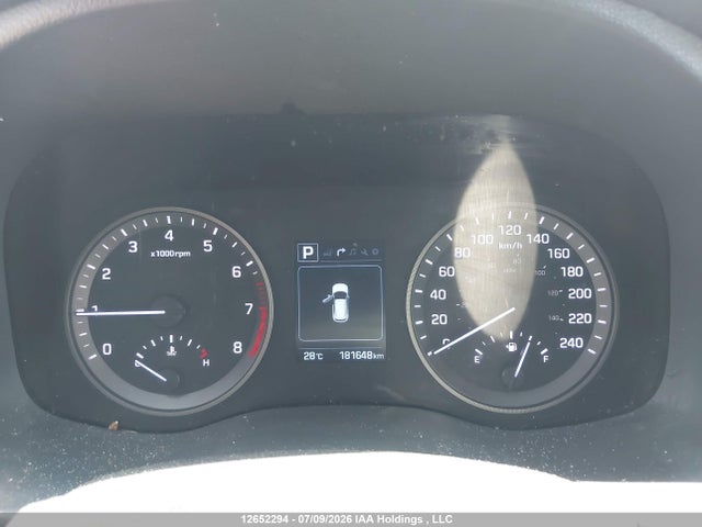 2017 Hyundai Tucson Luxury მანქანა იყიდება აუქციონზე, vin: KM8J3CA46HU406802, აუქციონის ნომერი: 12652294