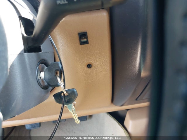 12652296 :رقم المزاد ، 1J4FY49S2WP740142 vin ، 1998 Jeep Wrangler / Tj Sahara مزاد بيع