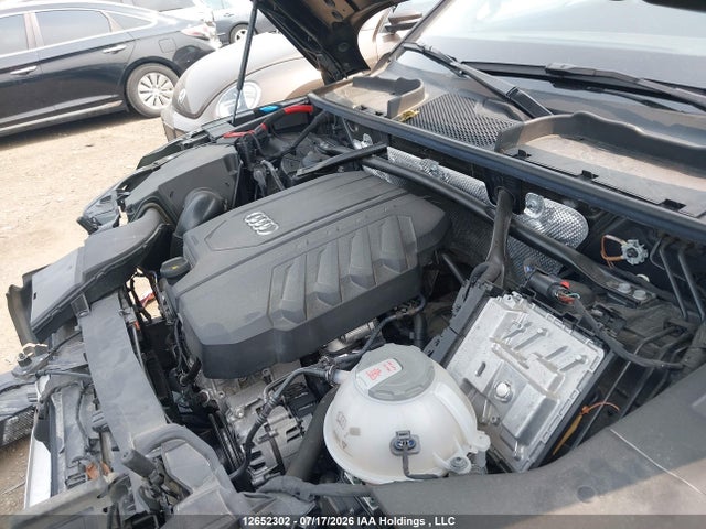 12652302 :رقم المزاد ، WA1EAAFY1N2088164 vin ، 2022 Audi Q5 مزاد بيع