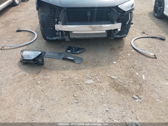 12652302 :رقم المزاد ، WA1EAAFY1N2088164 vin ، 2022 Audi Q5 مزاد بيع
