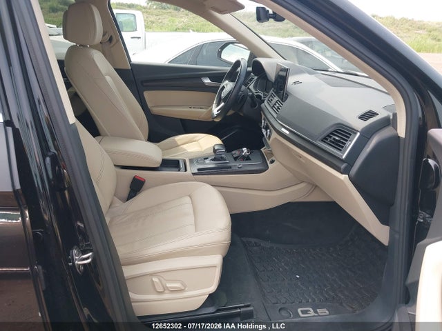 12652302 :رقم المزاد ، WA1EAAFY1N2088164 vin ، 2022 Audi Q5 مزاد بيع
