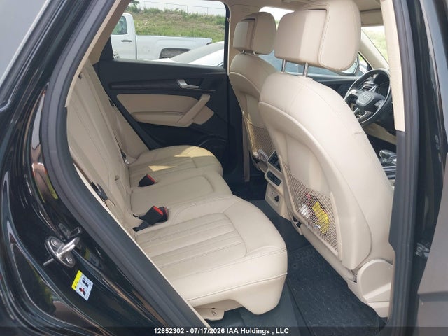 12652302 :رقم المزاد ، WA1EAAFY1N2088164 vin ، 2022 Audi Q5 مزاد بيع