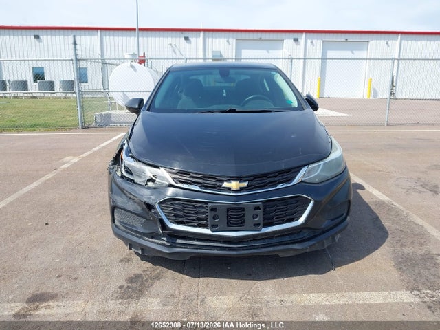 2017 Chevrolet Cruze Lt Auto მანქანა იყიდება აუქციონზე, vin: 1G1BE5SM7H7245722, აუქციონის ნომერი: 12652308
