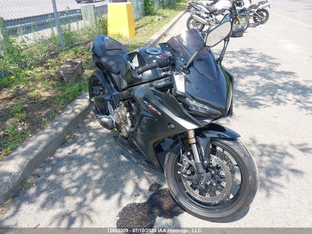 12652309 :رقم المزاد ، MLHRH0161M5200104 vin ، 2021 Honda Cbr650 Ra مزاد بيع