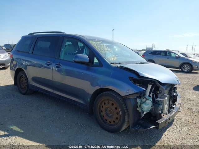 Auction sale of the 2015 Toyota Sienna Le 7 Passenger, vin: 5TDJK3DC9FS100656, lot number: 12652339