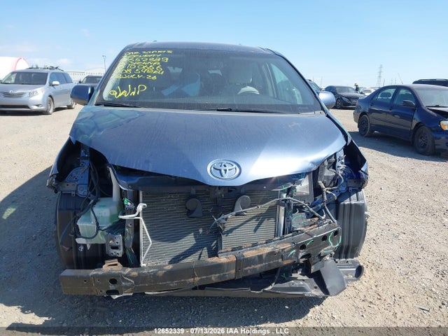 Toyota Sienna Le 7 Passenger 2015 5TDJK3DC9FS100656 Image 13
