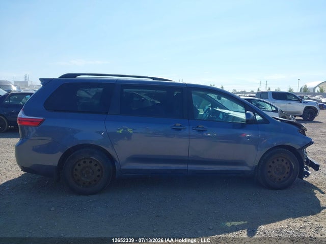 Toyota Sienna Le 7 Passenger 2015 5TDJK3DC9FS100656 Image 14