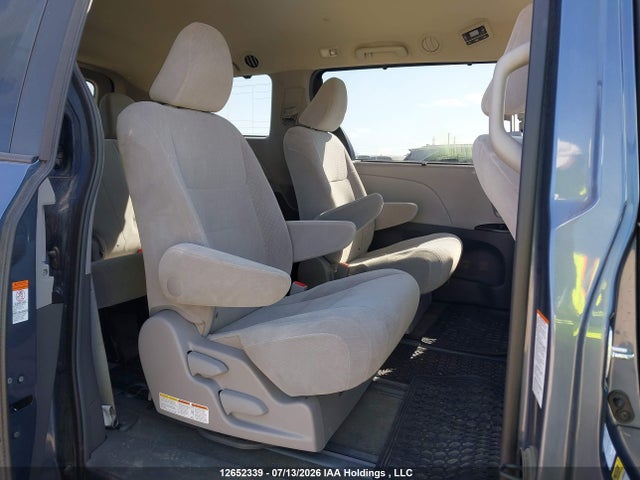Toyota Sienna Le 7 Passenger 2015 5TDJK3DC9FS100656 Image 8