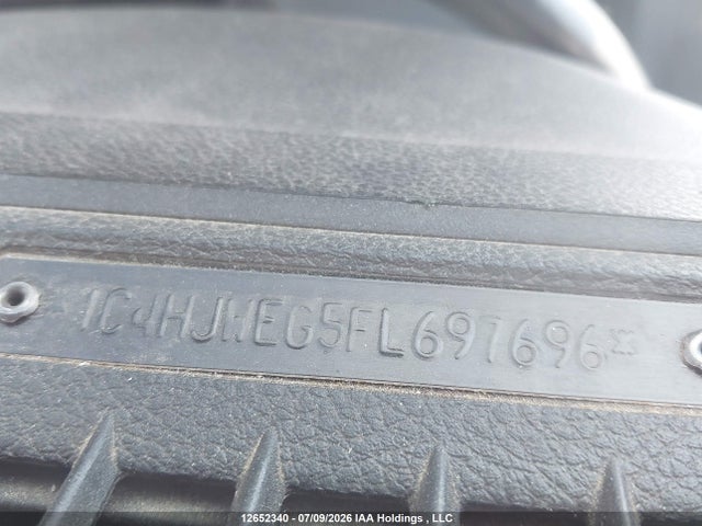 1C4HJWEG5FL697696 Jeep Wrangler Unlimited Sahara